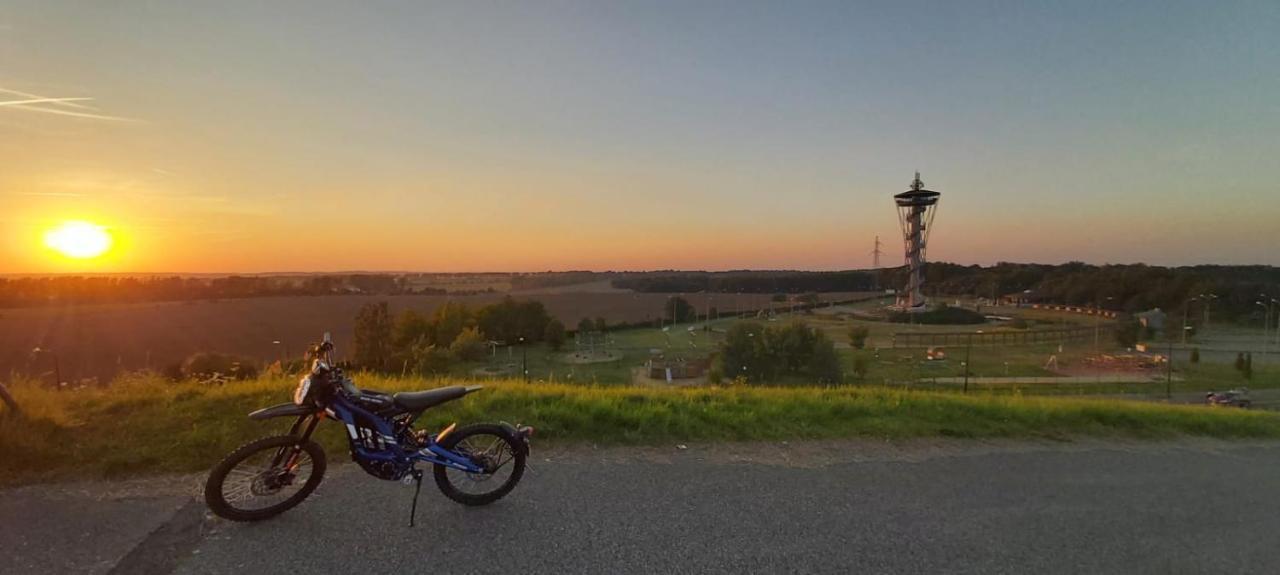 Domek Letniskowy Nad Jeziorem Zarnowieckim - Domek Na Kaszubach - Nadole Nadole  Kültér fotó